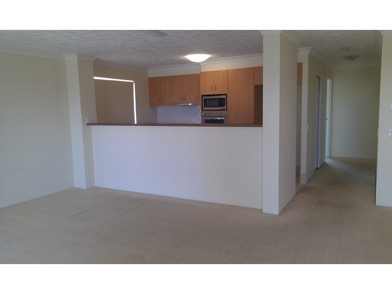 27  Walton  Street, Southport QLD 4215