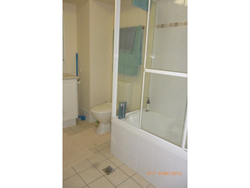 27 Walton  Street, Southport QLD 4215