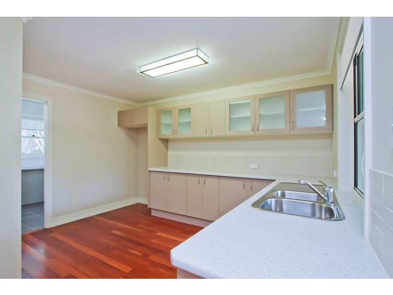 21 Mole Avenue, Southport QLD 4215