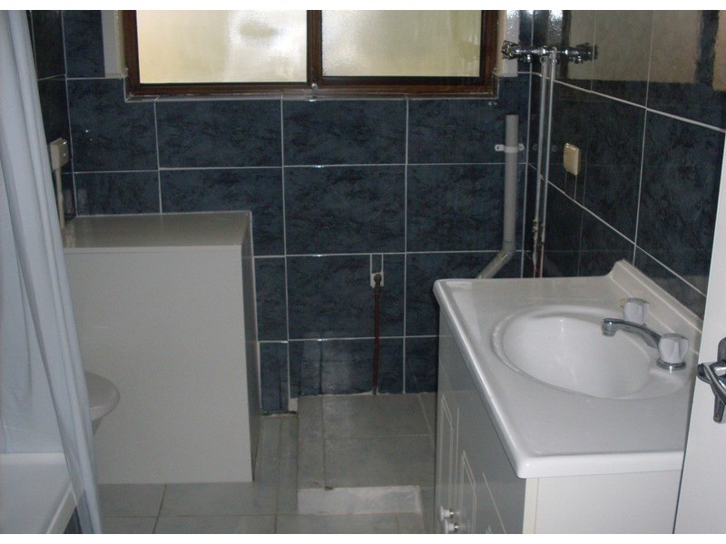 9 Cronin Avenue, Main Beach QLD 4217