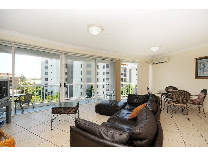 Unit 18/19 Riverview Parade, Surfers Paradise QLD 4217
