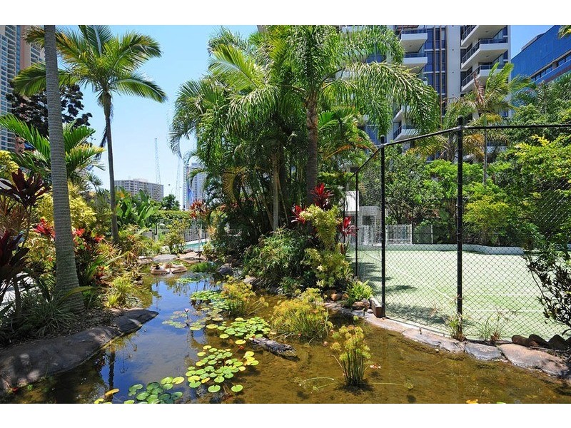 Unit 18/19 Riverview Parade, Surfers Paradise QLD 4217