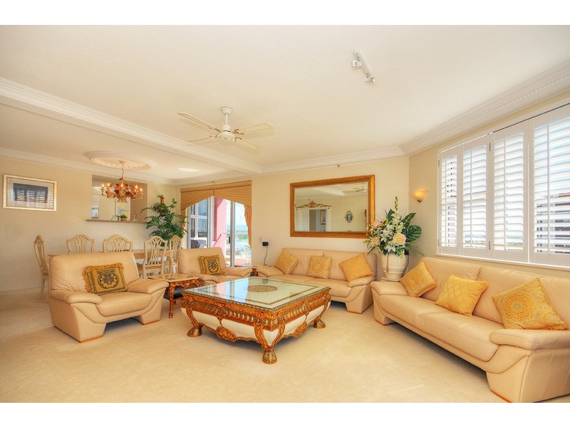 52/Grand Mariner/12 Commodore Drive, Paradise Waters QLD 4217