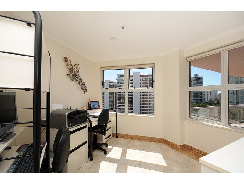 52/Grand Mariner/12 Commodore Drive, Paradise Waters QLD 4217