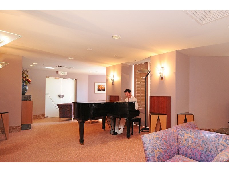 52/Grand Mariner/12 Commodore Drive, Paradise Waters QLD 4217