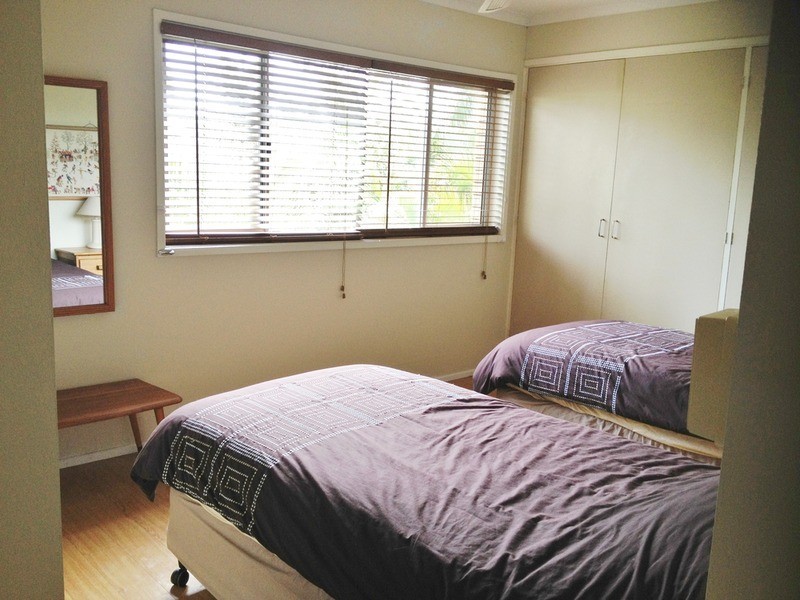 189 Surf Parade, Broadbeach QLD 4218