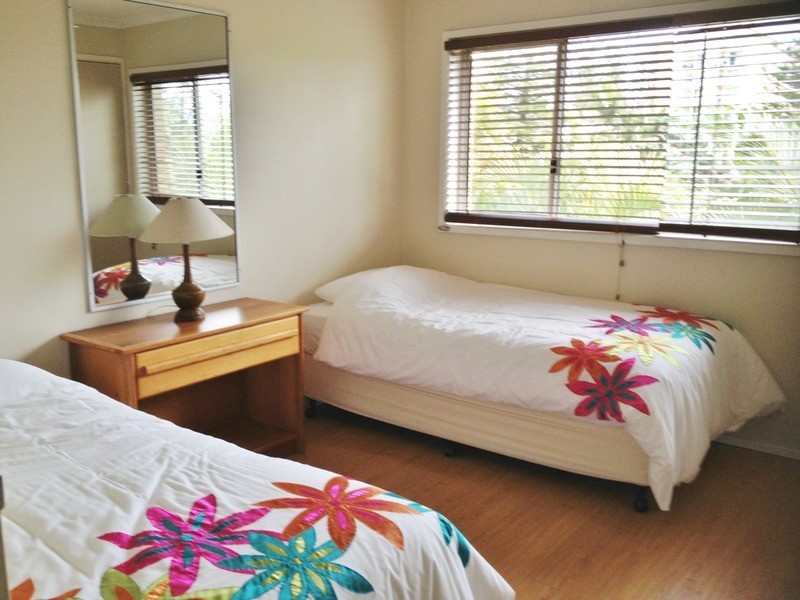 189 Surf Parade, Broadbeach QLD 4218