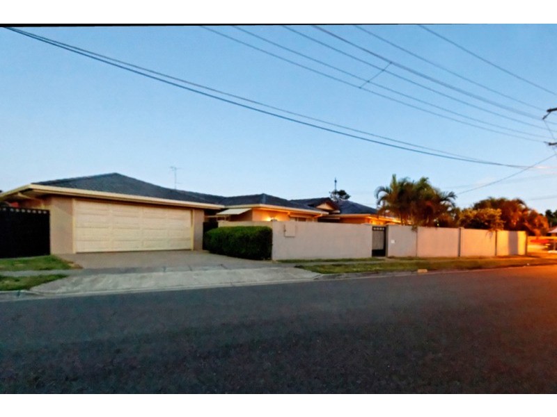 36 Vatakoula Parade, Mermaid Waters QLD 4218