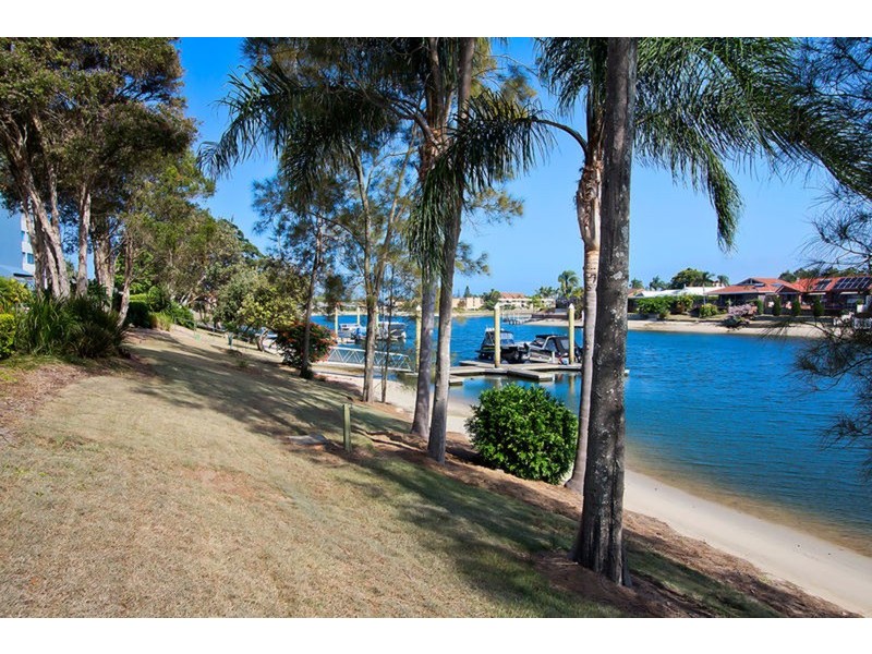 “WESTWATER” 56 Hooker Boulevard, Mermaid Waters QLD 4218