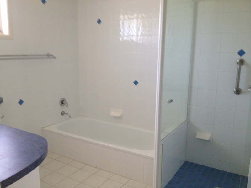 6 Joden  Place, Southport QLD 4215