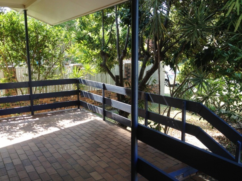 6 Joden  Place, Southport QLD 4215