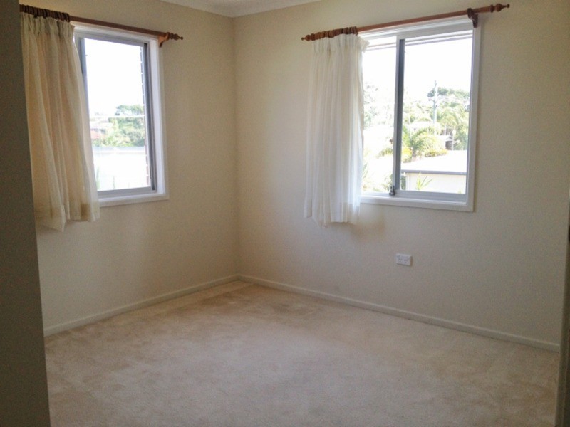 6 Joden  Place, Southport QLD 4215