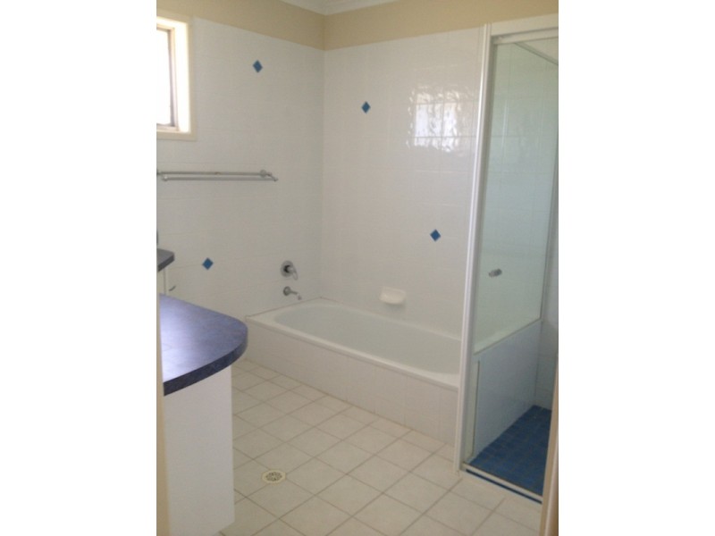 6 Joden  Place, Southport QLD 4215