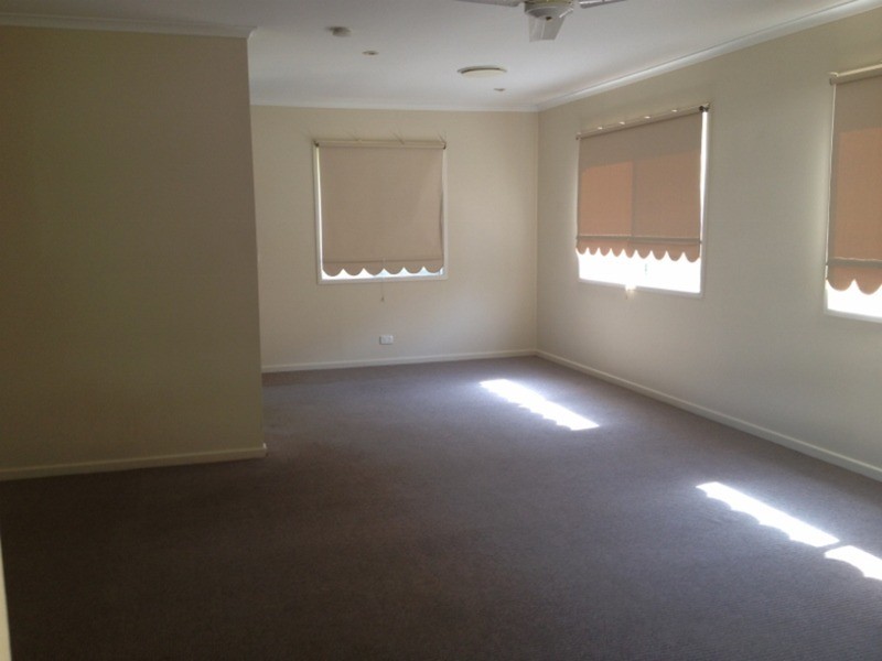 6 Joden  Place, Southport QLD 4215