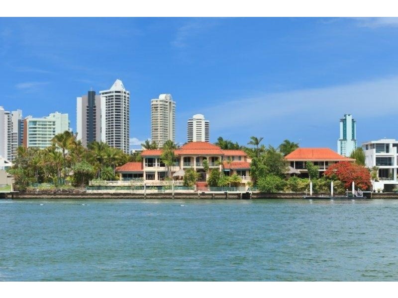 113 Commodore Drive, Paradise Waters QLD 4217