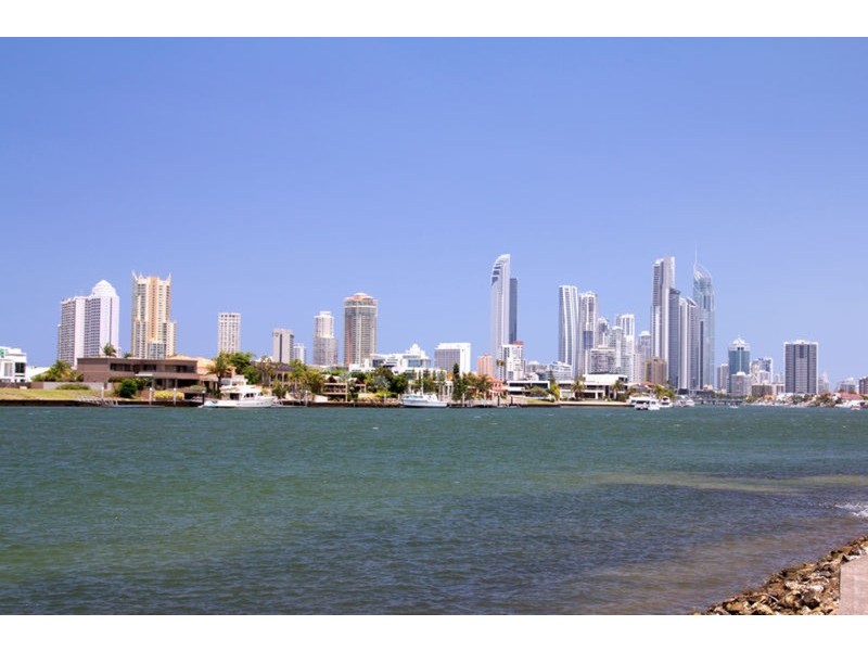 113 Commodore Drive, Paradise Waters QLD 4217