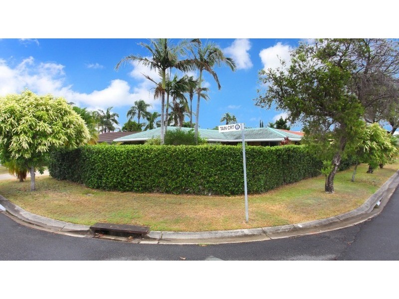 6 Dunbarton Avenue, Sorrento QLD 4217
