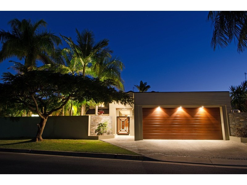 32 Emu Court, Sorrento QLD 4217