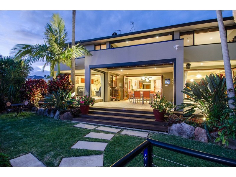 32 Emu Court, Sorrento QLD 4217