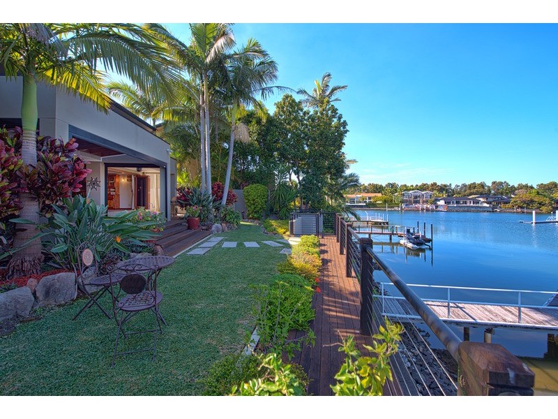 32 Emu Court, Sorrento QLD 4217