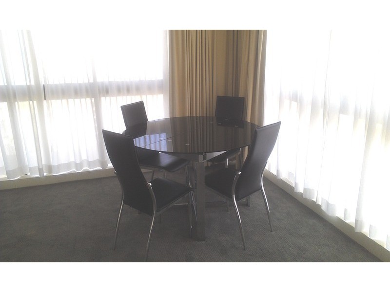 1809/18 Hanlan  Street, Surfers Paradise QLD 4217