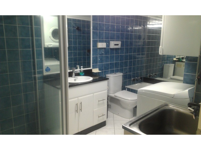 1809/18 Hanlan  Street, Surfers Paradise QLD 4217