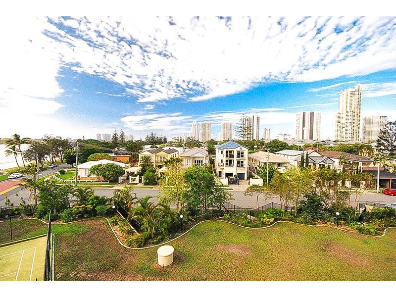 SPECTRUM 3 River Drive, Surfers Paradise QLD 4217