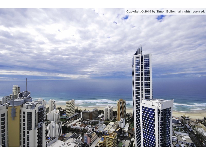 9 Ferny Avenue, Surfers Paradise QLD 4217