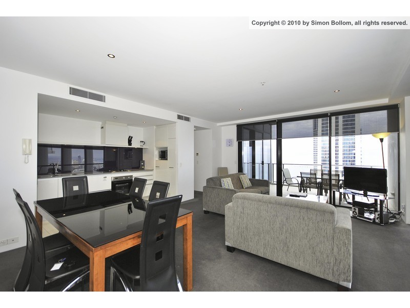 9 Ferny Avenue, Surfers Paradise QLD 4217