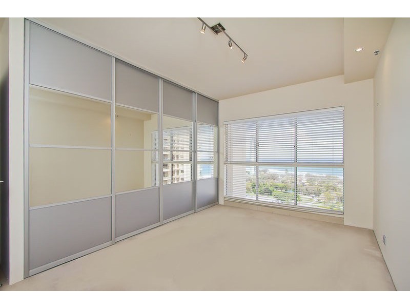 81 “Atlantis West”/2 Admiralty  Drive, Paradise Waters QLD 4217
