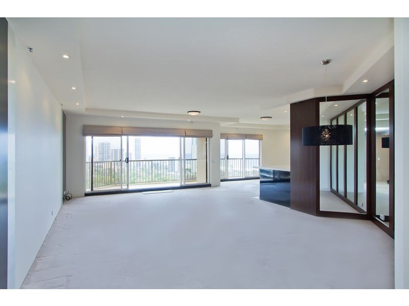 81 “Atlantis West”/2 Admiralty  Drive, Paradise Waters QLD 4217