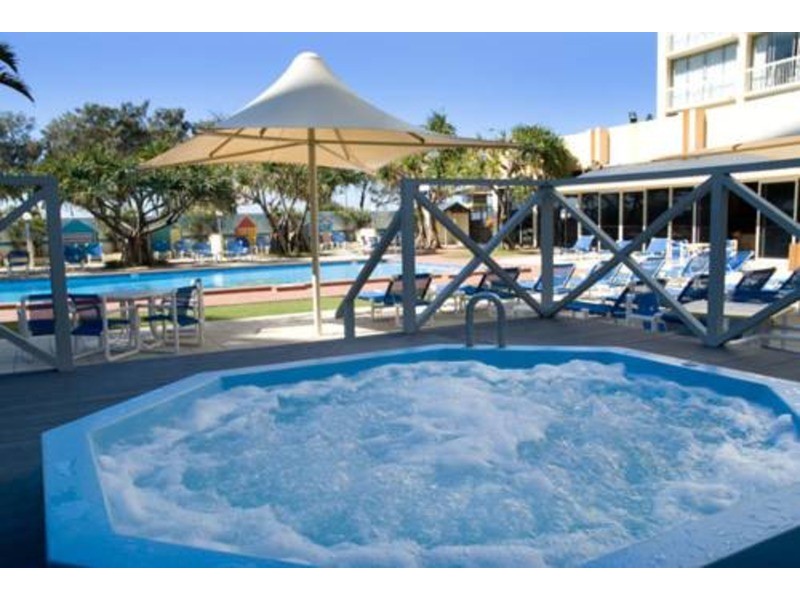 “Chateau” 44  Esplanade, Surfers Paradise QLD 4217