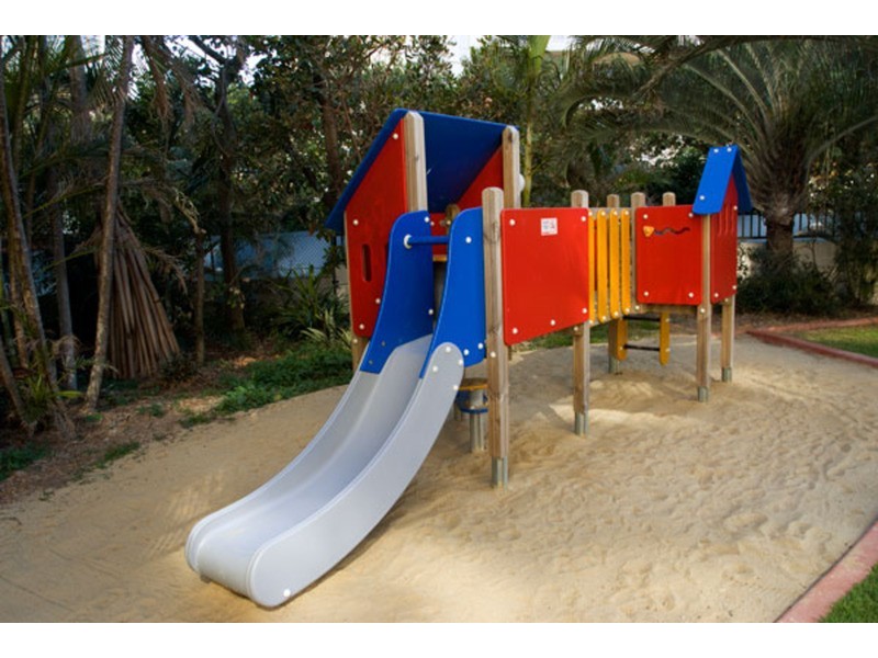 “Chateau” 44  Esplanade, Surfers Paradise QLD 4217