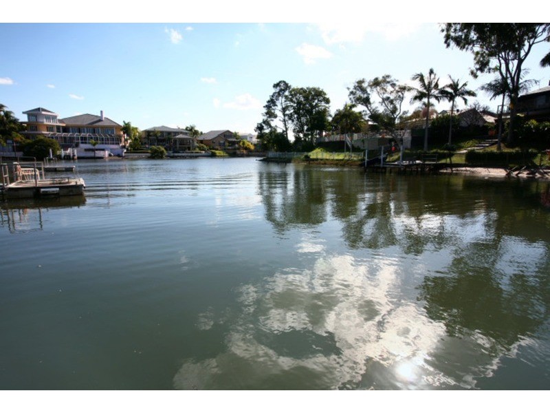 5 Kilkenny Court, Sorrento QLD 4217