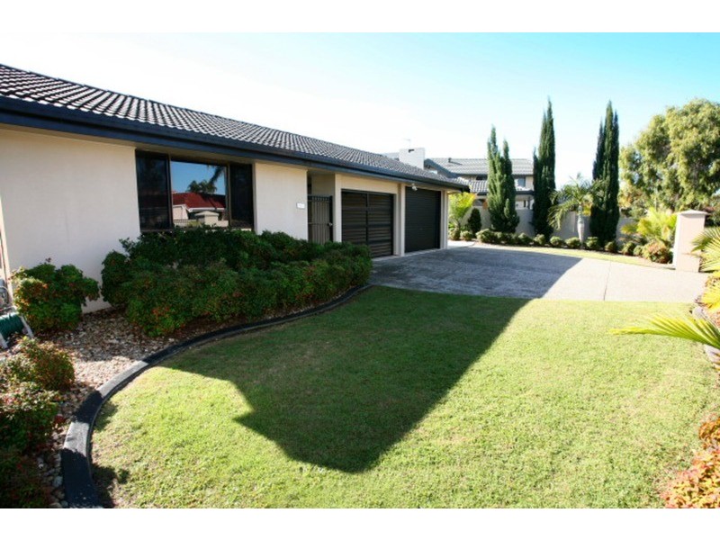5 Kilkenny Court, Sorrento QLD 4217