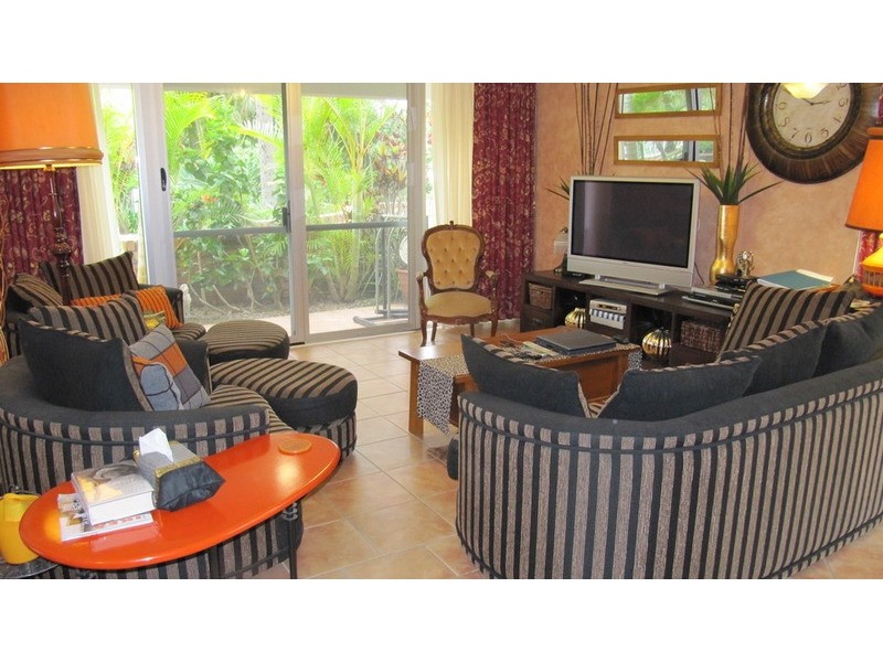 “Anchorage” 32 Riverview Parade, Surfers Paradise QLD 4217