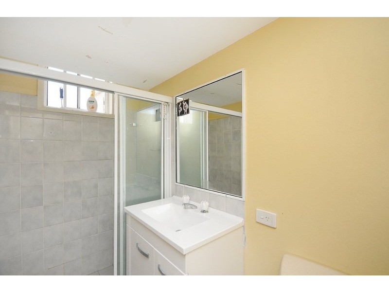 1/65 Old Burleigh Road, Surfers Paradise QLD 4217