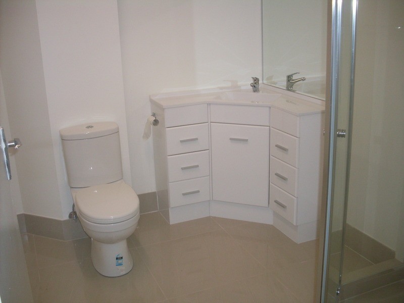 3/5 Sunset  Boulevard, Surfers Paradise QLD 4217