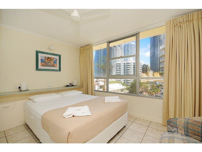 “Chateau” 44 The Esplanade, Surfers Paradise QLD 4217