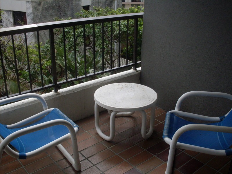 5 Enderley Aveune, Surfers Paradise QLD 4217