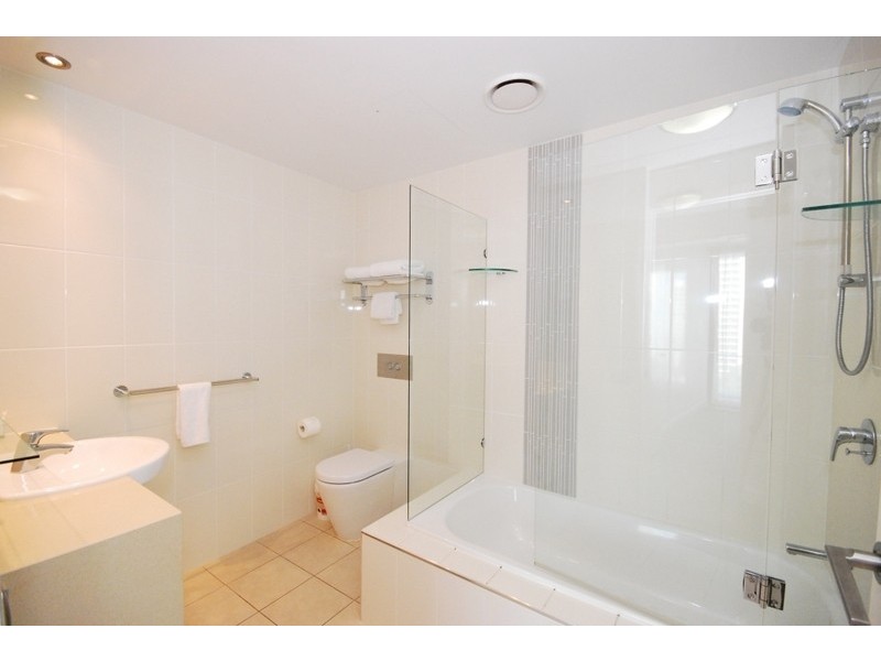 Wyndham Resort 3018 Surfers Paradise Boulevard, Surfers Paradise QLD 4217