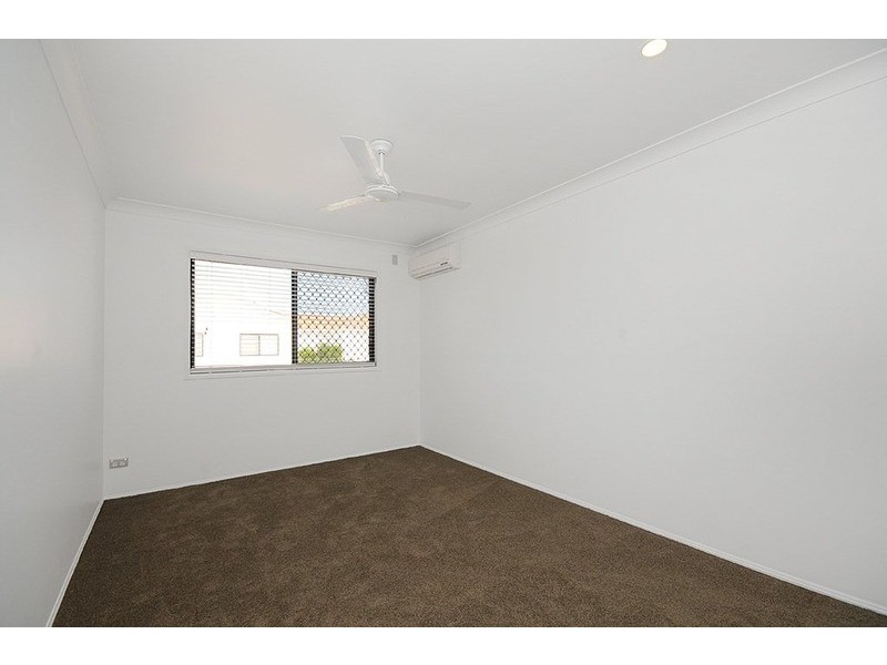 1/3 Elliot Street, Bundall QLD 4217