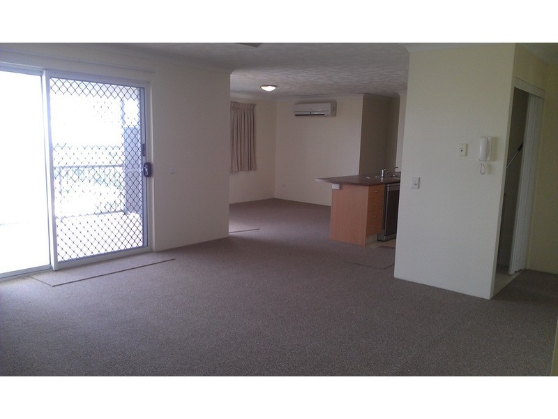 4 Proud  Street, Labrador QLD 4215