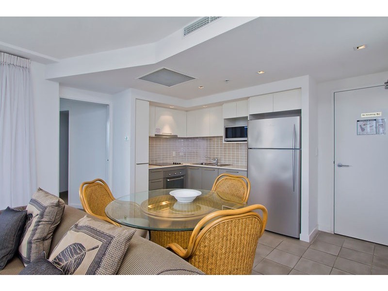 ‘Artique’ 18 Enderley Avenue, Surfers Paradise QLD 4217