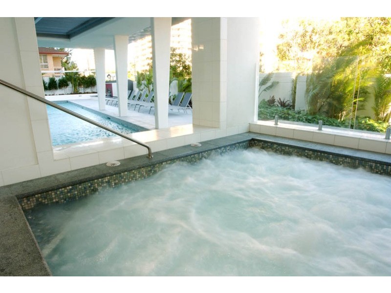 ‘Artique’ 18 Enderley Avenue, Surfers Paradise QLD 4217