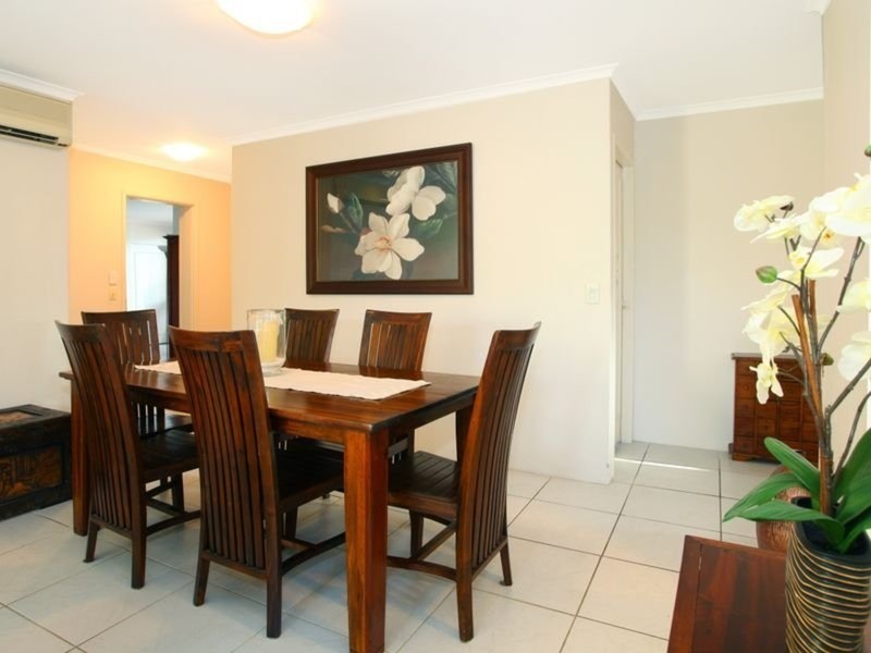 25 Genoa Street, Surfers Paradise QLD 4217