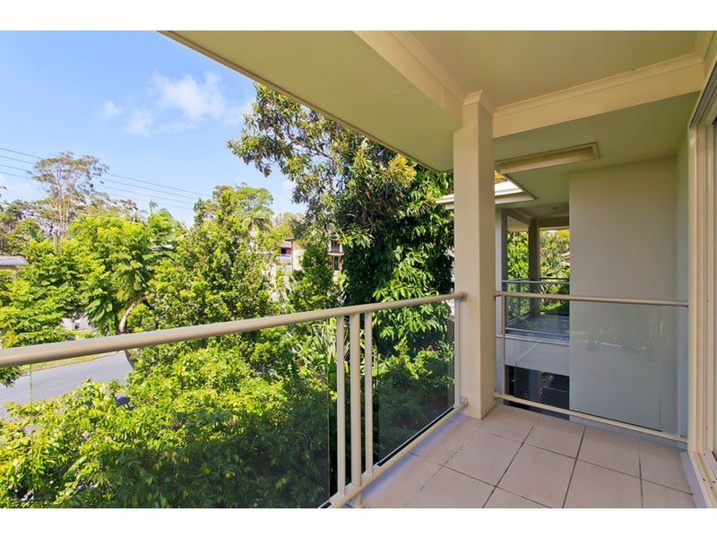 10/27 Gordon  Street, Labrador QLD 4215