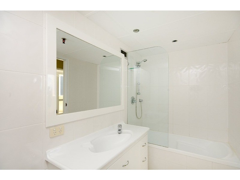 114 The Esplanade, Surfers Paradise QLD 4217