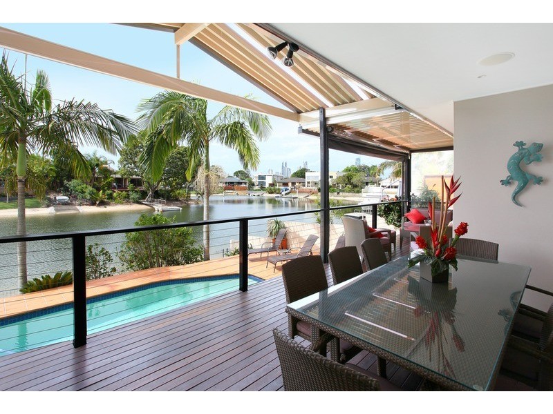 23 Tosti  Street, Sorrento QLD 4217