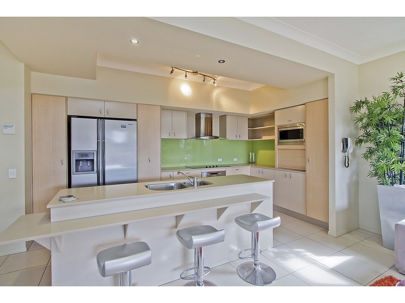 7/2363 Gold Coast Highway, Mermaid Beach QLD 4218